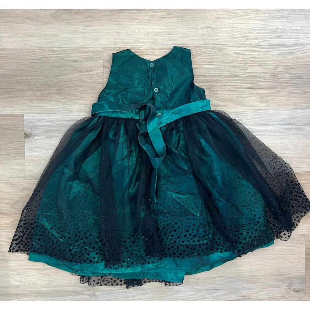 Girls Fancy Dress size 6 Green Black Jeweled